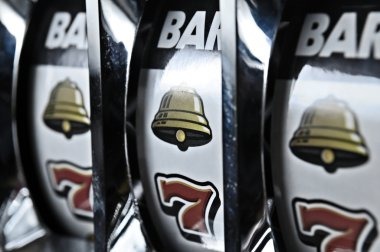 badai 777 mobile app showing Free Fire World Series betting interface